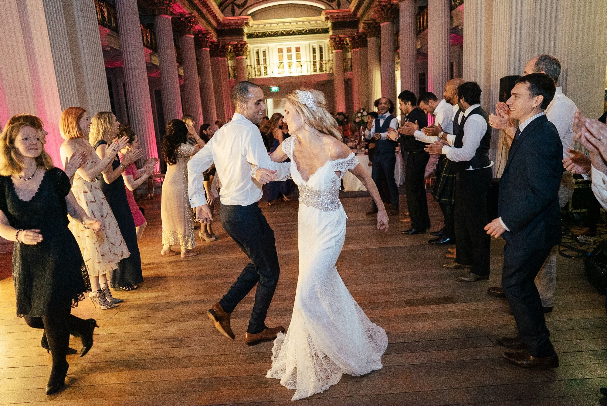 Signet Library wedding bride and groom dancing