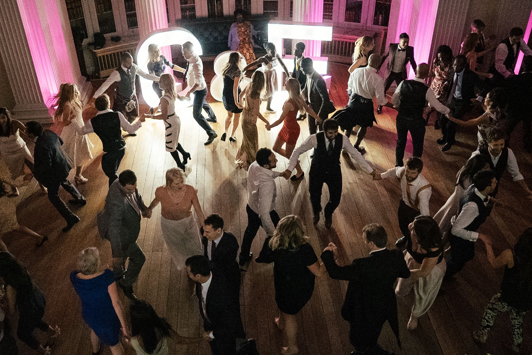 wedding guests dancing